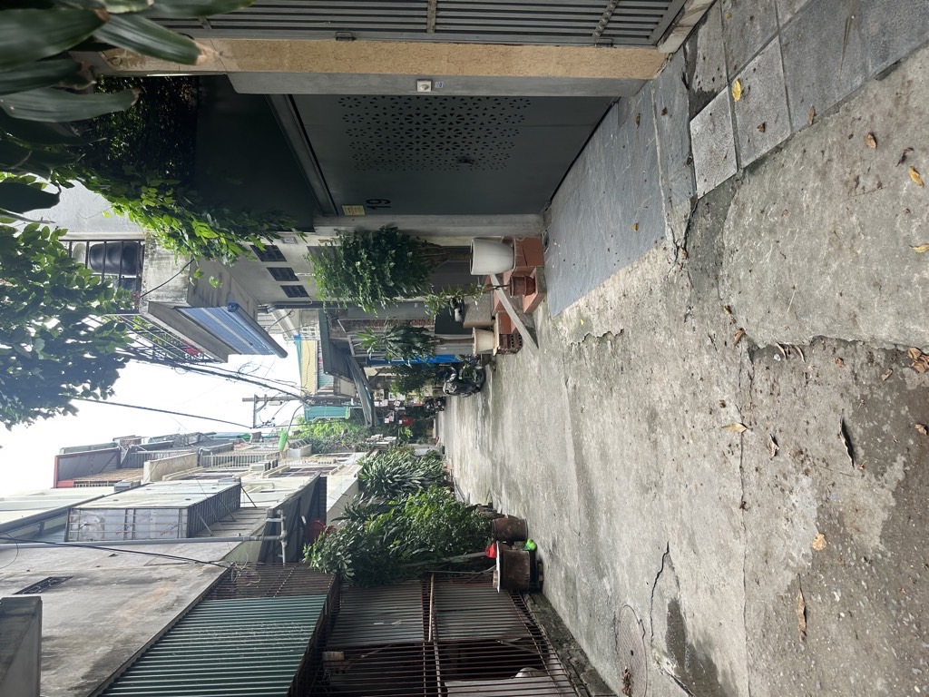 Bán nhà Tây Kết - diện tích 103m2 3 tầng - SIÊU PHẨM- PHÂN LÔ Ô TÔ 7 CHỖ - ĐẦU TƯ -VỊ TRÍ VÀNG - giá 22,5 tỷ