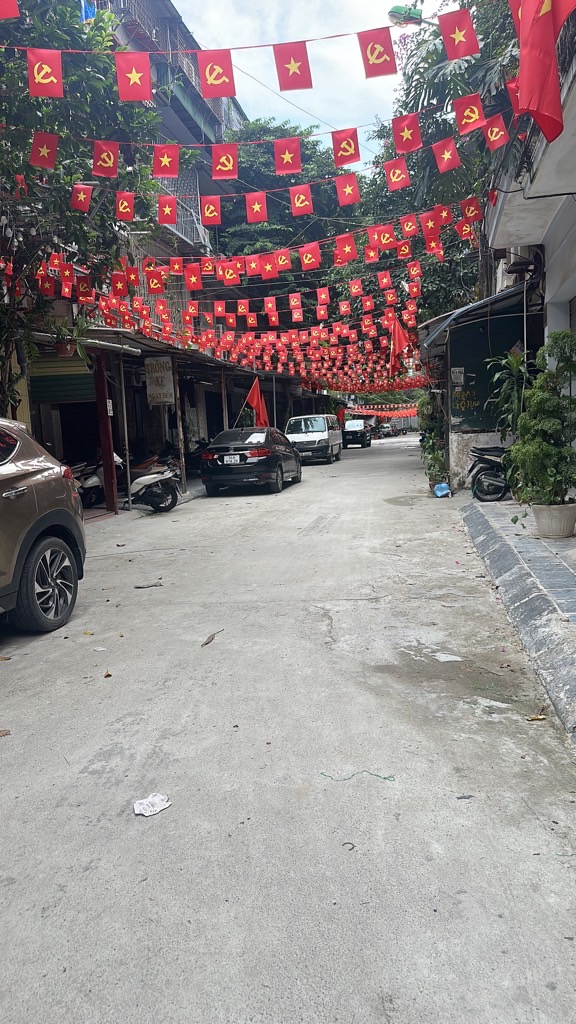 Bán nhà Tây Kết - diện tích 103m2 3 tầng - SIÊU PHẨM- PHÂN LÔ Ô TÔ 7 CHỖ - ĐẦU TƯ -VỊ TRÍ VÀNG - giá 22,5 tỷ