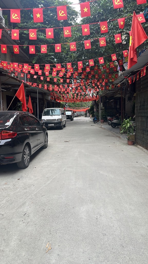 Bán nhà Tây Kết - diện tích 103m2 3 tầng - SIÊU PHẨM- PHÂN LÔ Ô TÔ 7 CHỖ - ĐẦU TƯ -VỊ TRÍ VÀNG - giá 22,5 tỷ