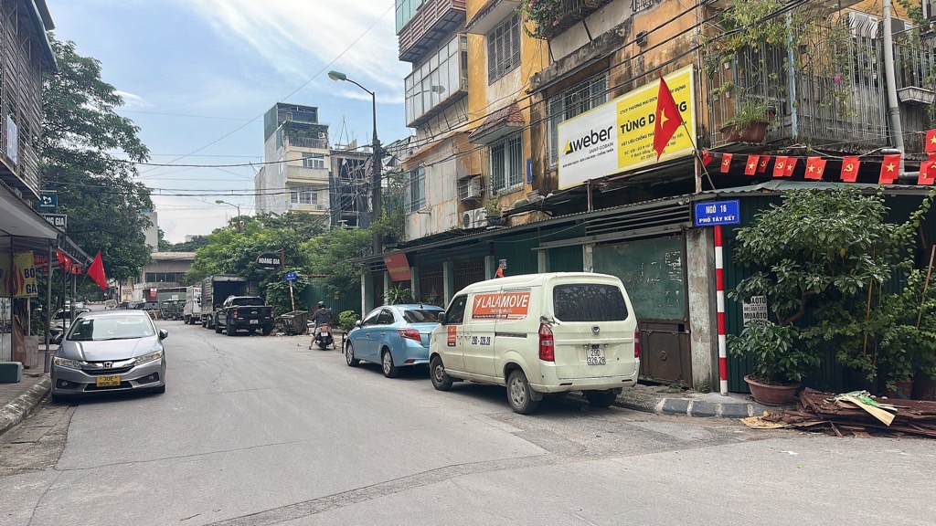 Bán nhà Tây Kết - diện tích 103m2 3 tầng - SIÊU PHẨM- PHÂN LÔ Ô TÔ 7 CHỖ - ĐẦU TƯ -VỊ TRÍ VÀNG - giá 22,5 tỷ