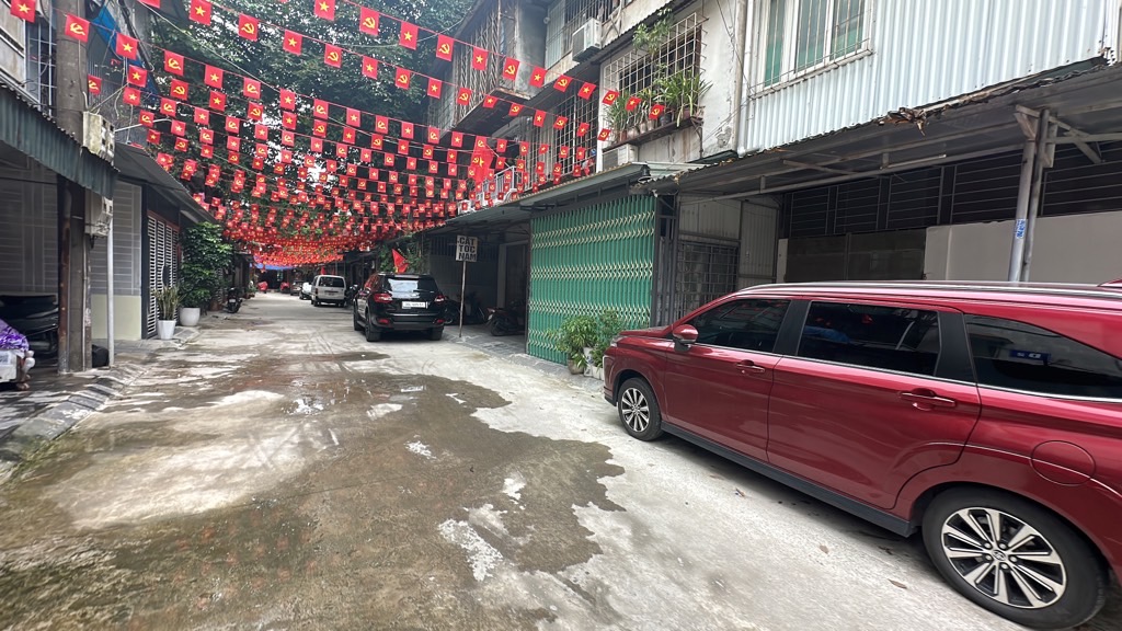 Bán nhà Tây Kết - diện tích 103m2 3 tầng - SIÊU PHẨM- PHÂN LÔ Ô TÔ 7 CHỖ - ĐẦU TƯ -VỊ TRÍ VÀNG - giá 22,5 tỷ