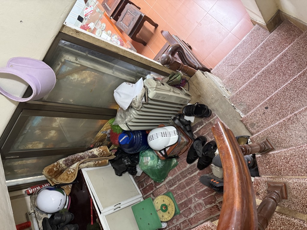 Bán nhà Trương Định - diện tích 28m2 5 tầng - Ô TÔ TẢI ĐỖ CỬA - giá 10 tỷ