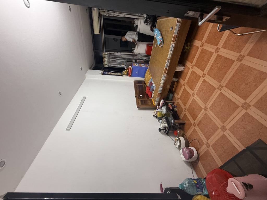 Bán nhà Trương Định - diện tích 28m2 5 tầng - Ô TÔ TẢI ĐỖ CỬA - giá 10 tỷ