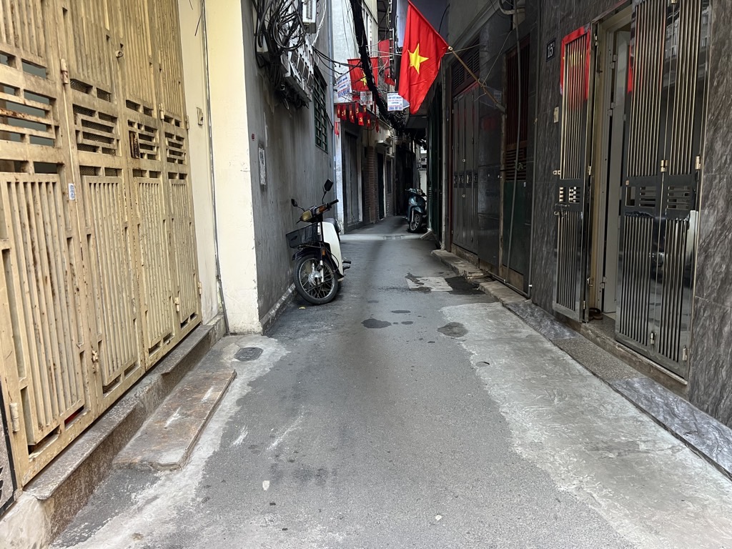 Bán nhà Tôn Đức Thắng - diện tích 49.6m2 2 tầng - giá 7,5 tỷ