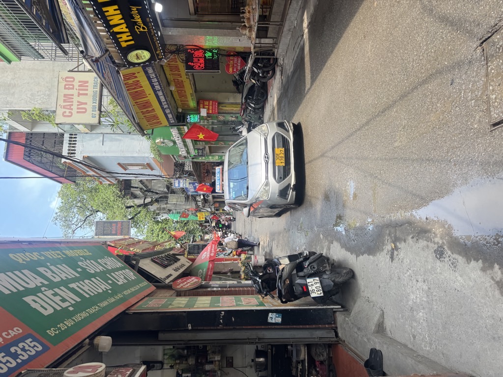 Bán nhà Bùi Xương Trạch - diện tích 70.5m2 2 tầng - Ô tô gần nhà - giá 14,6 tỷ