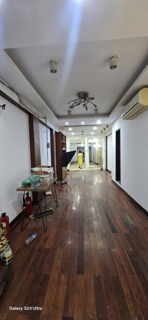 Bán nhà Hoàng Ngọc Phách - diện tích 110m2 1 tầng - Đẹp như chung cư - giá 7,8 tỷ