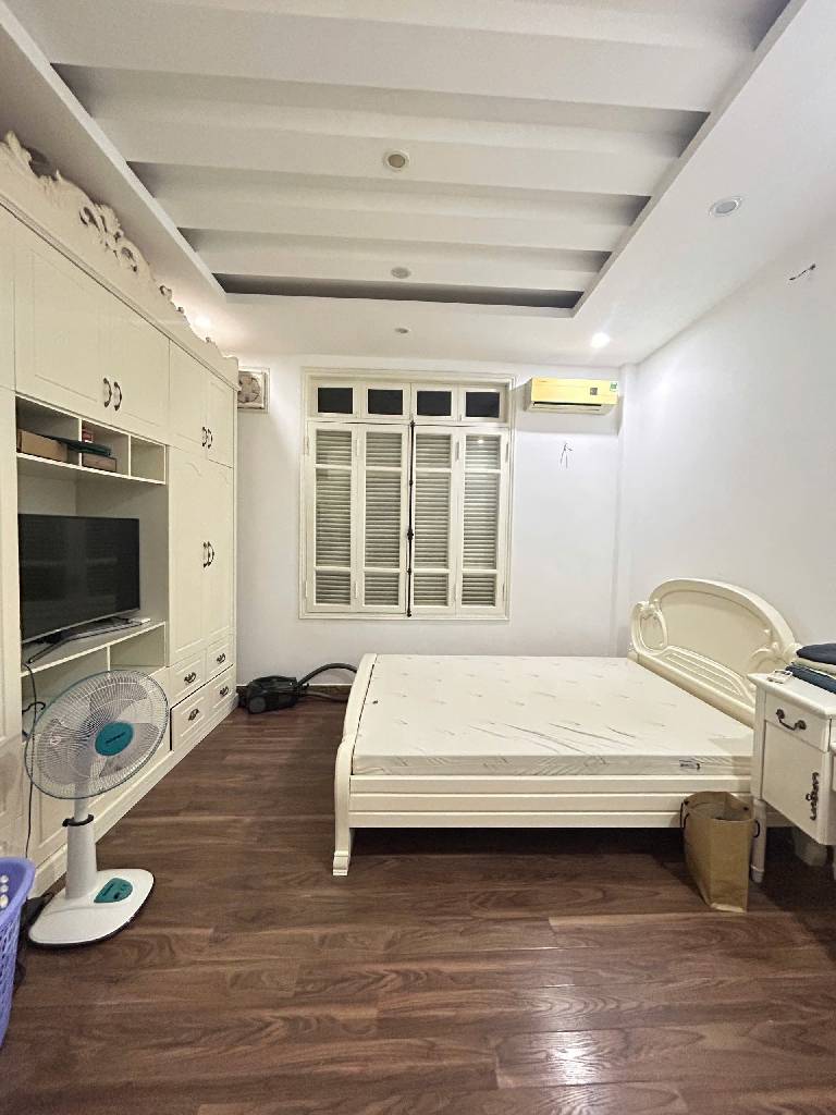 Bán nhà Nguyễn Lương Bằng - diện tích 45m2 5 tầng - gần ô tô - giá 12,5 tỷ