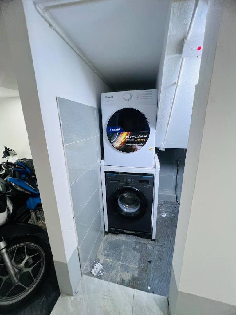 Bán nhà Thanh Lân - diện tích 52m2 6 tầng - LÔ GÓC - 10 PHÒNG KHÉP KÍN - giá 11,9 tỷ