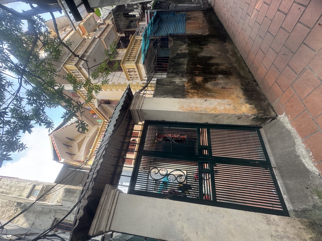 Bán nhà Kim Giang - diện tích 61m2 1 tầng - ô tô đỗ cổng - giá 10,8 tỷ