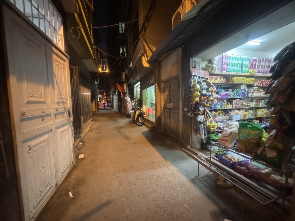 Bán nhà Kim Giang - diện tích 61m2 1 tầng - ô tô đỗ cổng - giá 10,8 tỷ