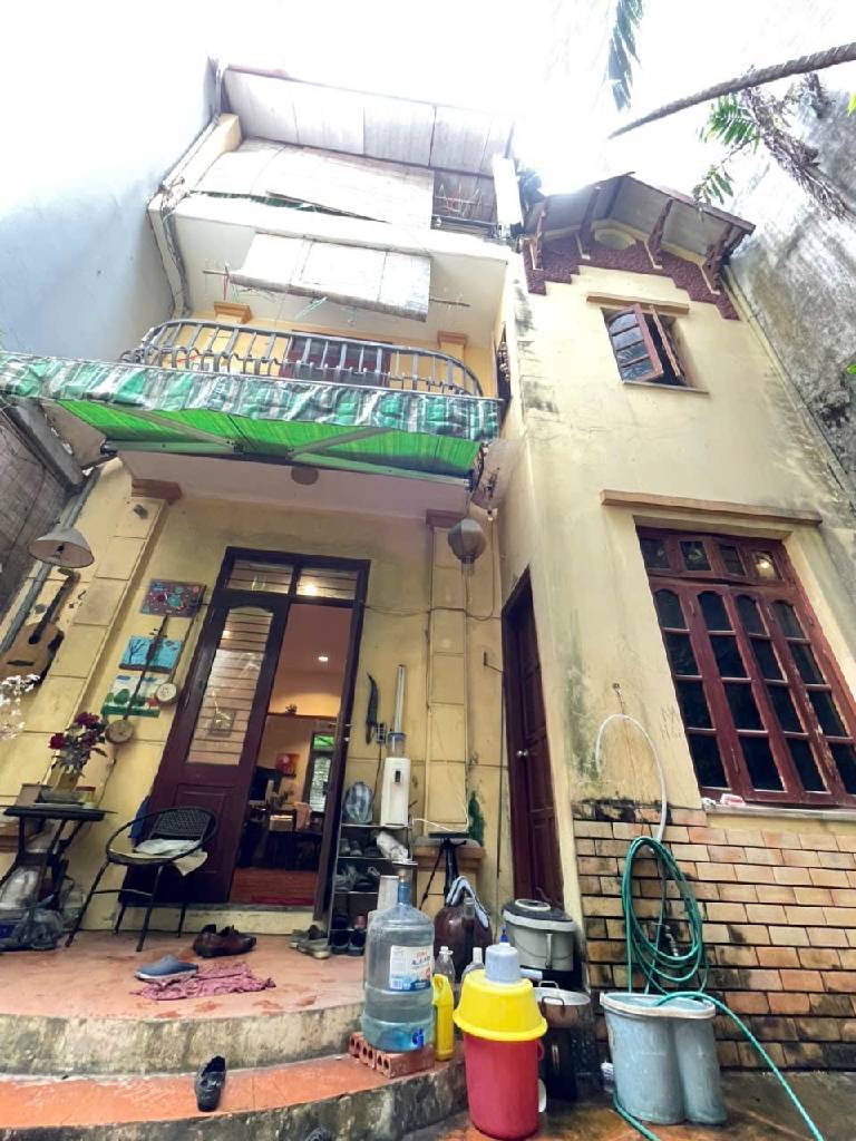 Bán nhà Ngõ Chợ Khâm Thiên - diện tích 79m2 3 tầng - Nhà nhạc sỹ nổi tiếng - giá 14,8 tỷ