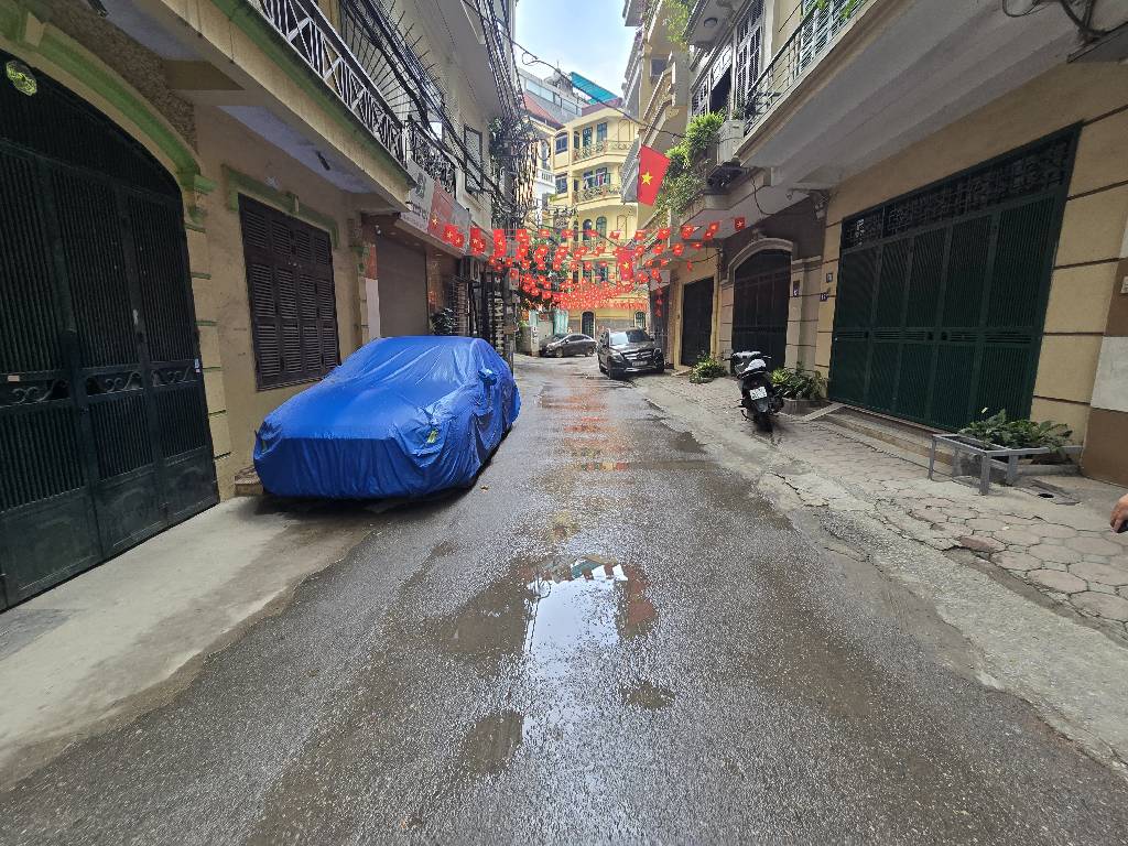 Bán nhà Ngõ Chợ Khâm Thiên - diện tích 79m2 3 tầng - Nhà nhạc sỹ nổi tiếng - giá 14,8 tỷ