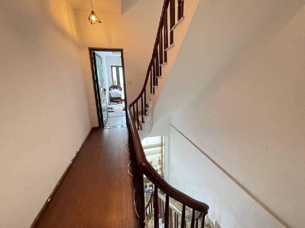 Bán nhà Kim Ngưu - diện tích 48m2 4 tầng - ô tô đỗ cửa - giá 13,5 tỷ