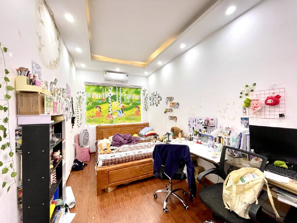 Bán nhà Kim Ngưu - diện tích 48m2 4 tầng - ô tô đỗ cửa - giá 13,5 tỷ