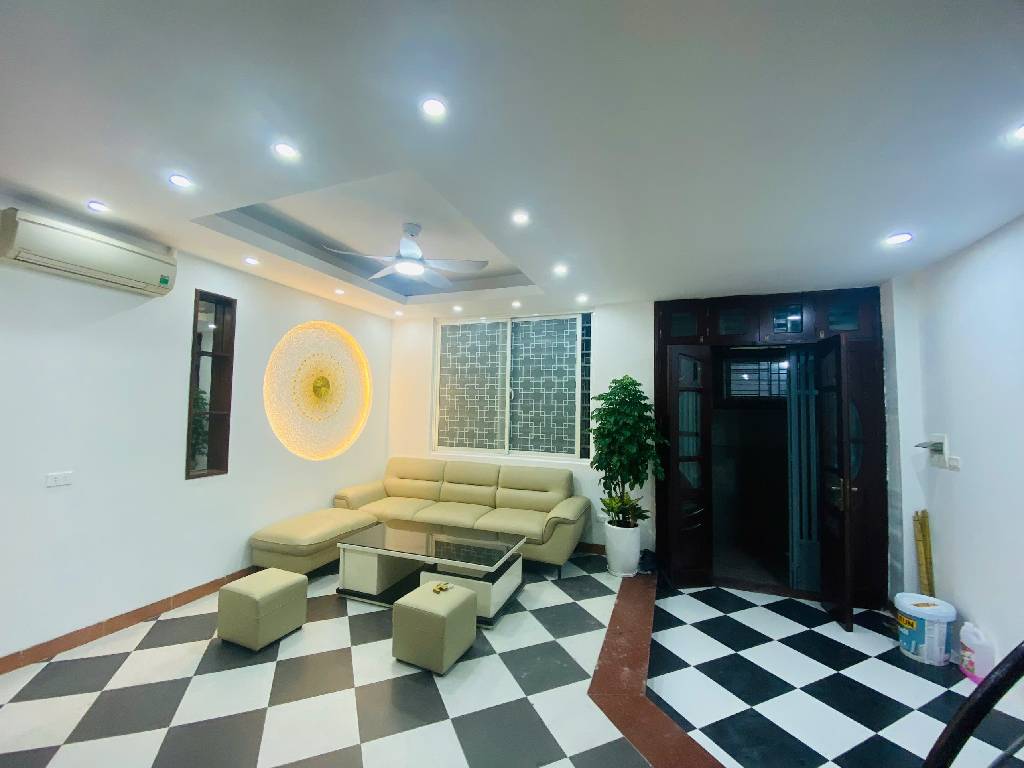 Bán nhà Quan Nhân - diện tích 56,3m2 6 tầng - Ngõ siêu nông - giá 10,6 tỷ