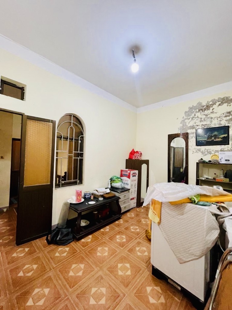 Bán nhà Trường Chinh - diện tích 50m2 3 tầng - Nhà cũ xây đã lâu, chủ mới về xây căn hộ dòng tiền - giá 9,3 tỷ