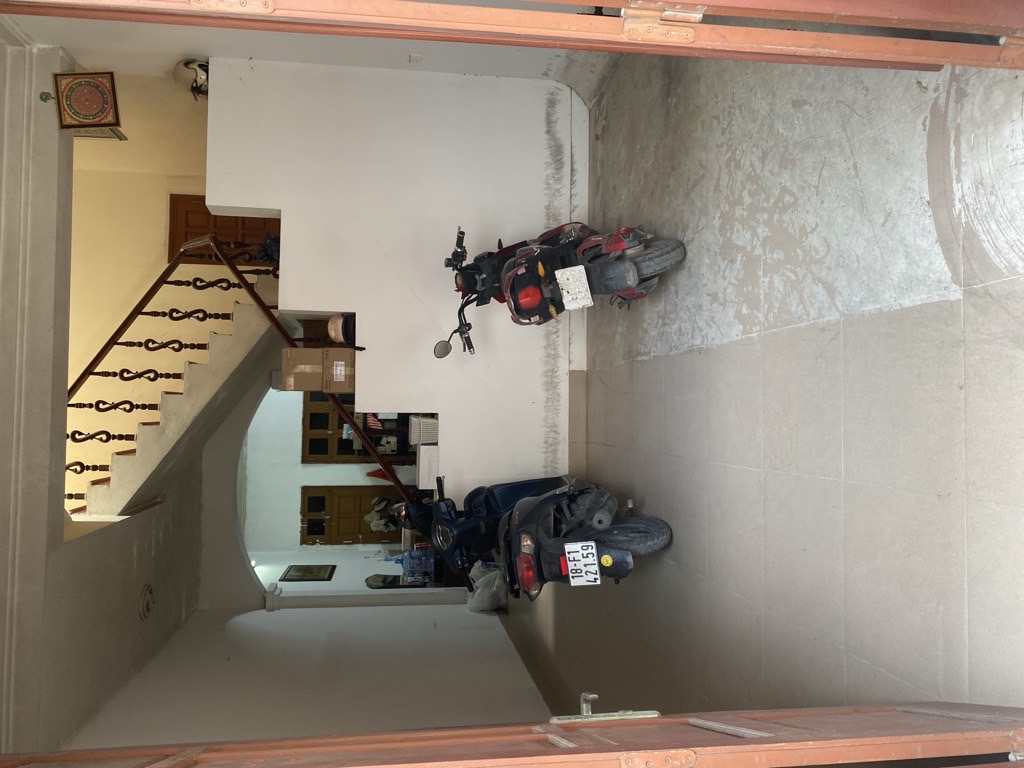 Bán nhà Định Công - diện tích 80m2 3 tầng - Nhà cũ bán đất tặng nhà - giá 24,2 tỷ