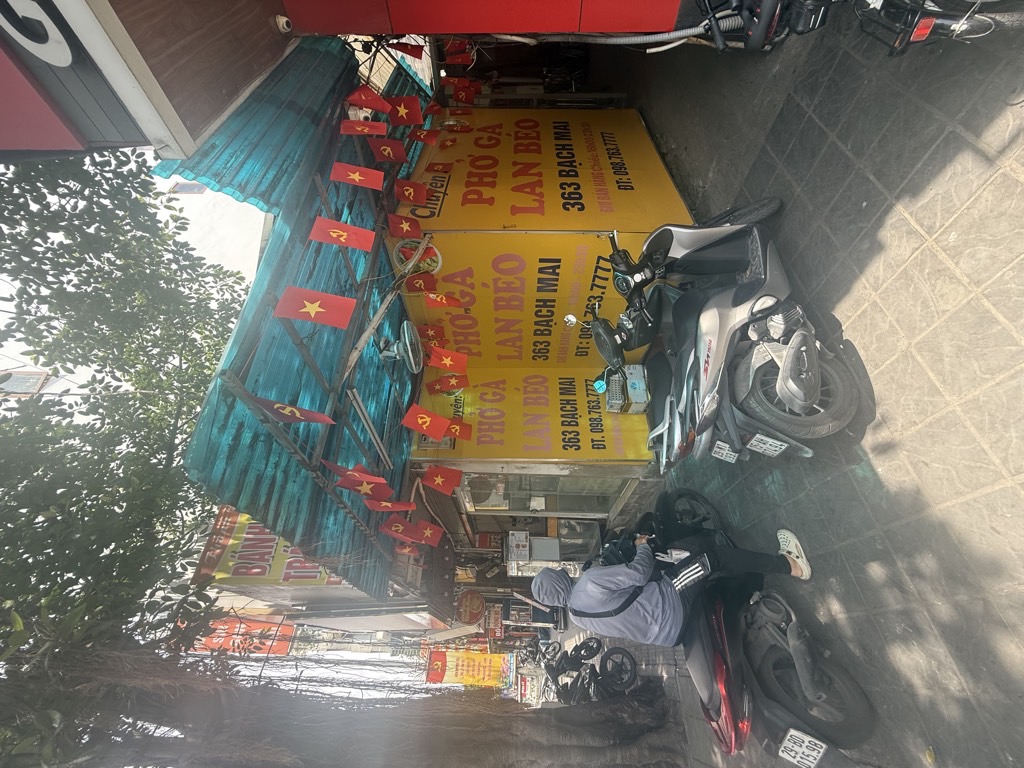 Bán nhà Bạch Mai - diện tích 42m2 1 tầng - Mặt phố sầm uất - giá 22 tỷ