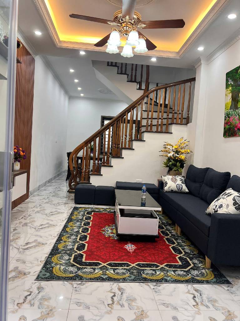 Bán nhà Vĩnh Hưng - diện tích 33.2m2 3 tầng - Căn góc, ô tô tránh - giá 4,5 tỷ