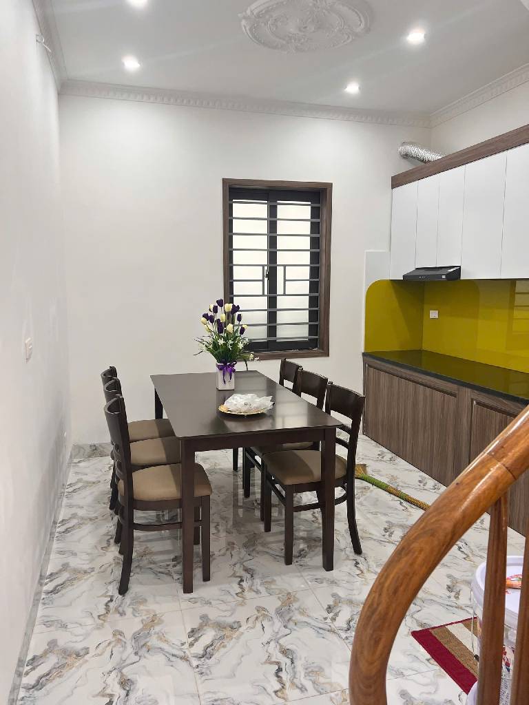 Bán nhà Vĩnh Hưng - diện tích 33.2m2 3 tầng - Căn góc, ô tô tránh - giá 4,5 tỷ