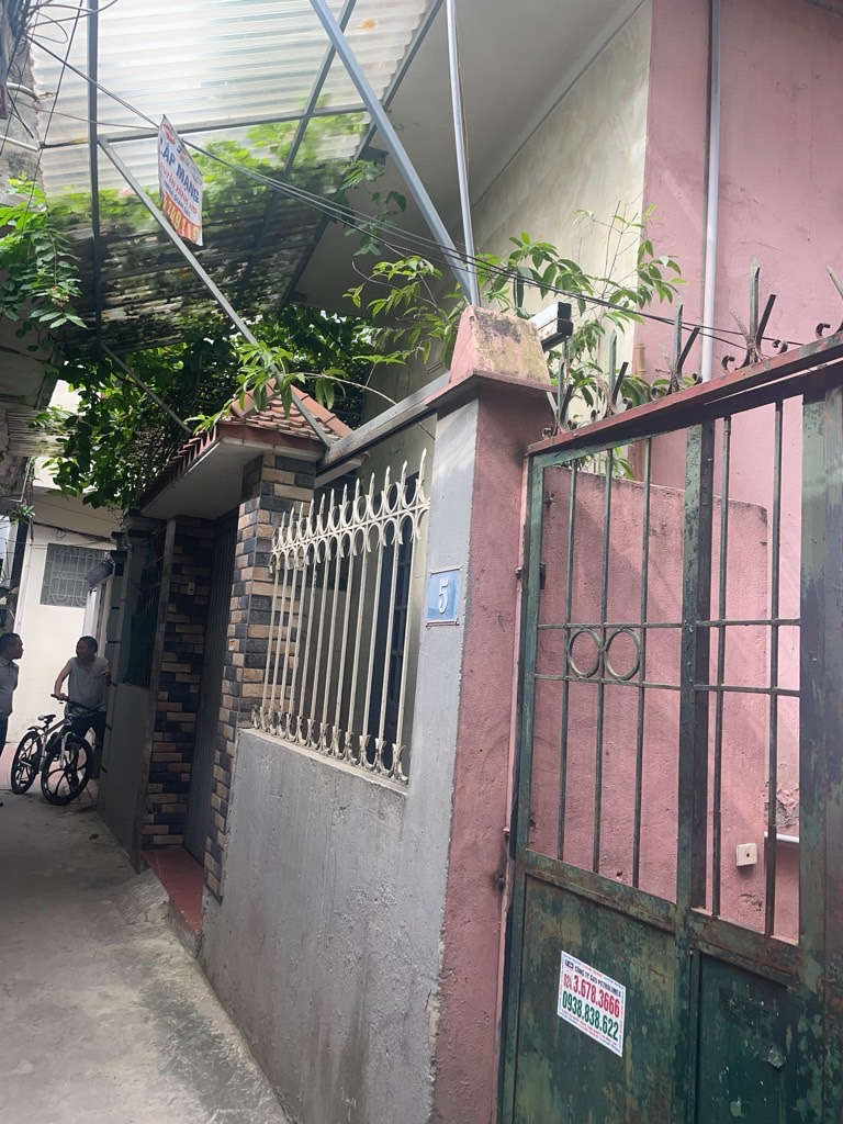 Bán nhà Lĩnh Nam - diện tích 71.2m2 3 tầng - Lô góc, xây CCMN - giá 16 tỷ