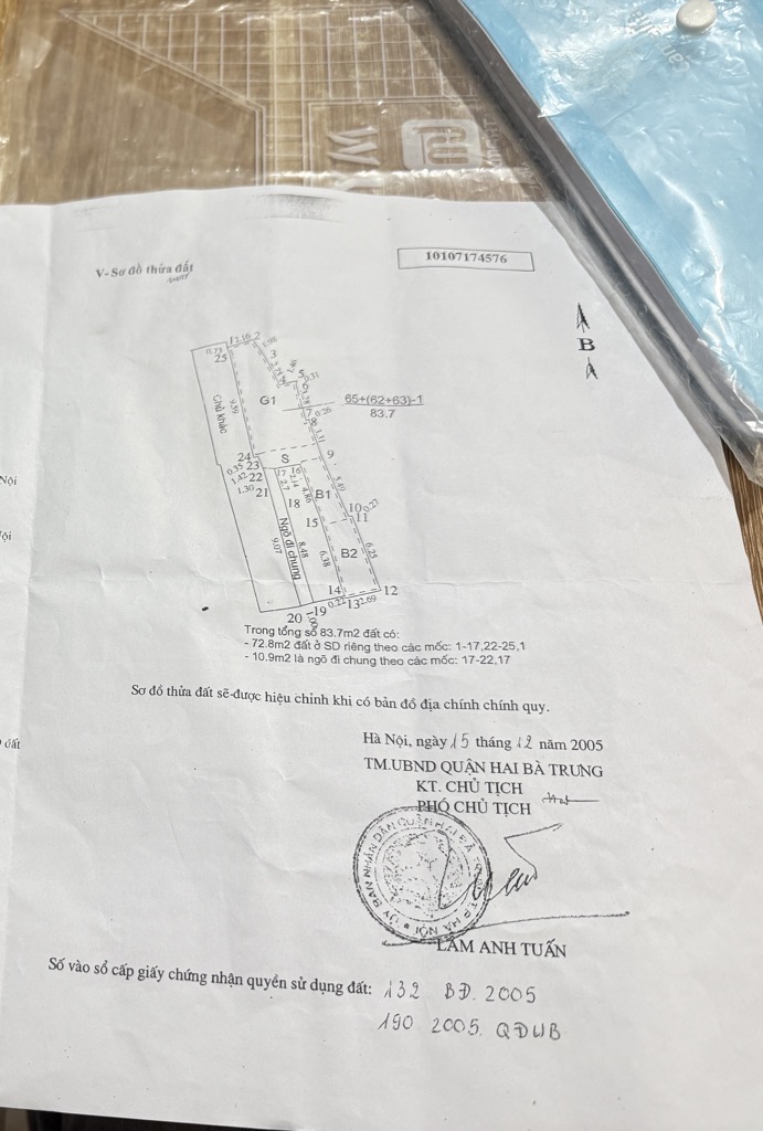 Bán nhà Vân Đồn - diện tích 83.7m2 3 tầng - Mặt phố kinh doanh tấp nập - giá 13,9 tỷ