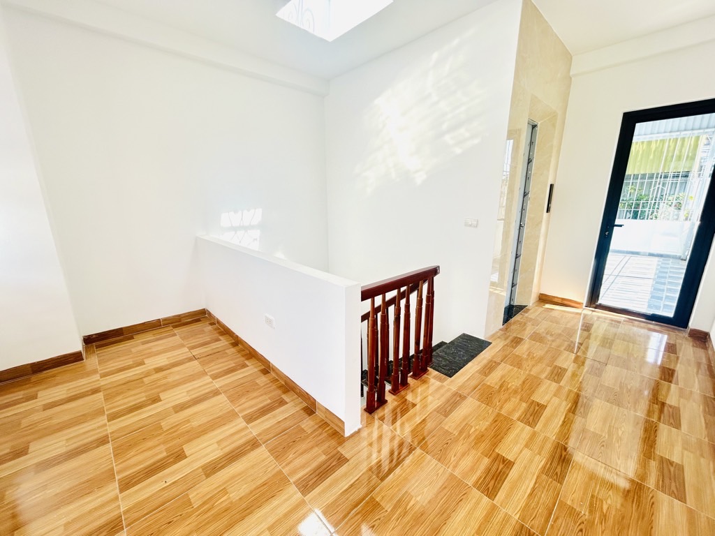 Bán nhà Tam Trinh - diện tích 63.6m2 5 tầng - Thang máy - giá 14 tỷ