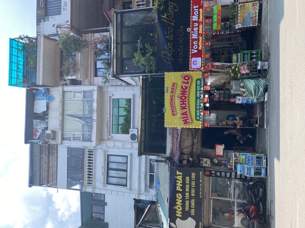 Bán nhà Quốc Tử Giám - diện tích 41.1m2 5 tầng - mặt phố đối diện Văn Miếu Quốc Tử Giám - giá 23 tỷ