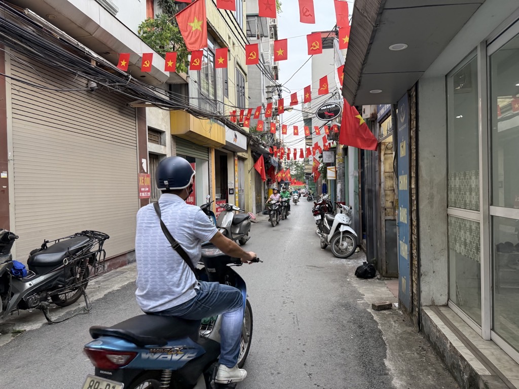 Bán nhà Sở Thượng - diện tích 59m2 2 tầng - Ô TÔ - KINH DOANH - giá 12,9 tỷ