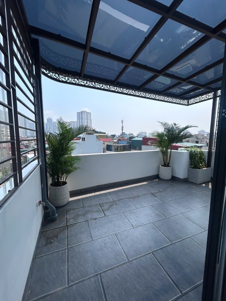 Bán nhà Mai Động - diện tích 33,7m2 6 tầng - Lô góc, thang máy - giá 14,5 tỷ