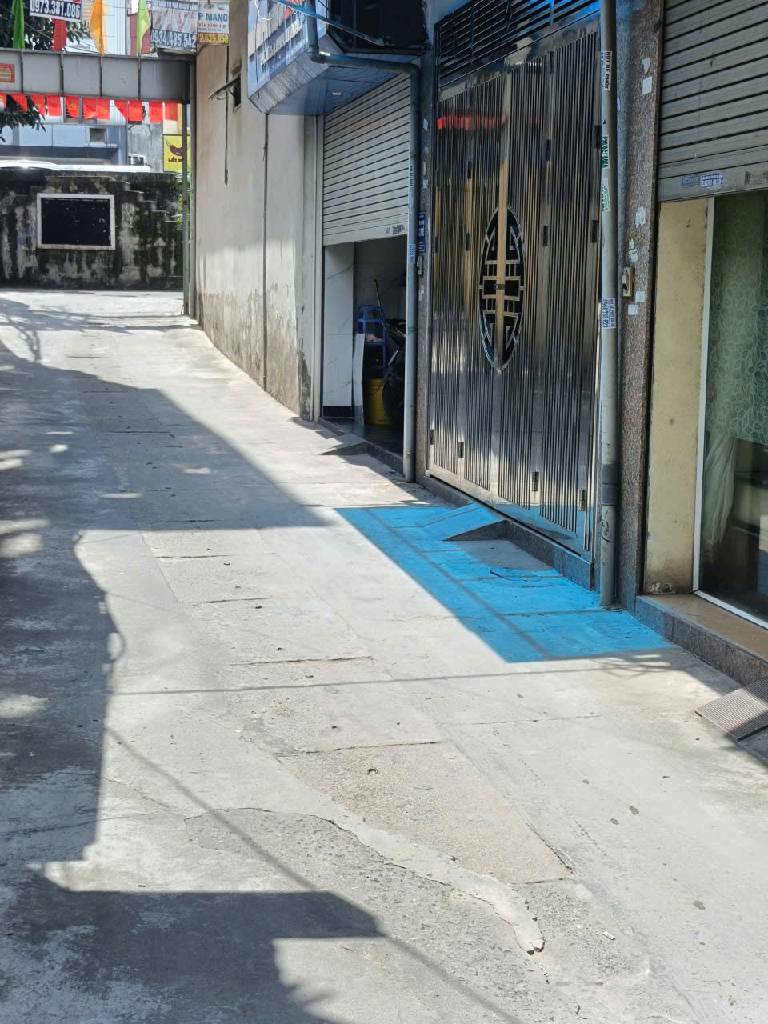 Bán nhà Nguyễn Khoái - diện tích 212.3m2 2 tầng - vị trí đẹp - giá 23,5 tỷ