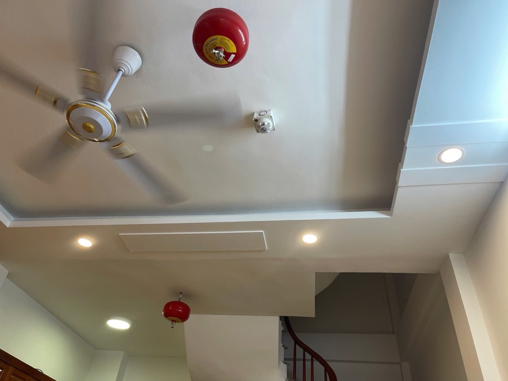 Bán nhà Nguyễn Văn Viên - diện tích 33,3m2 5 tầng - Lô góc - giá 8,8 tỷ