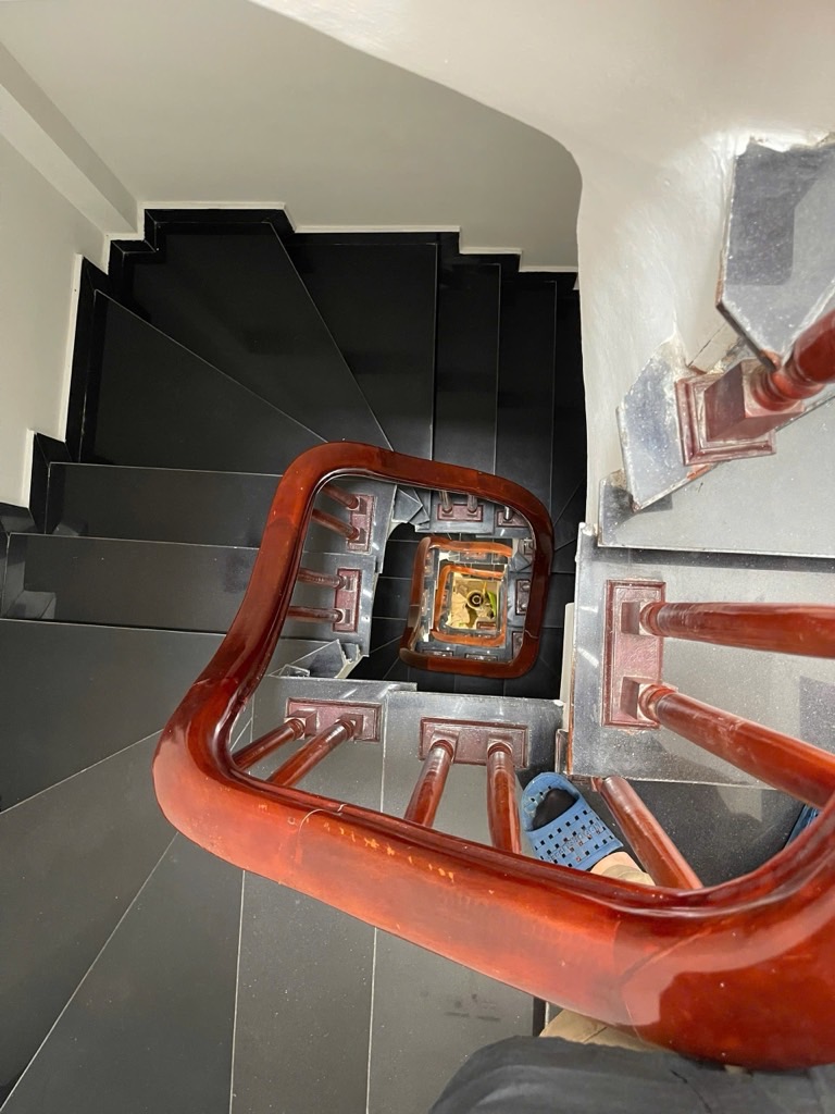 Bán nhà Nguyễn Văn Viên - diện tích 33,3m2 5 tầng - Lô góc - giá 8,8 tỷ