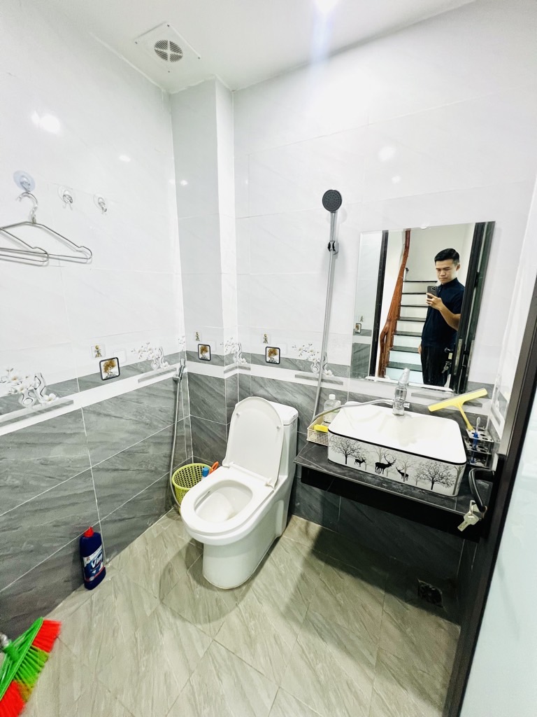 Bán nhà Đông Thiên - diện tích 21m2 3 tầng - Nhà đẹp hiếm có - giá 2,6 tỷ