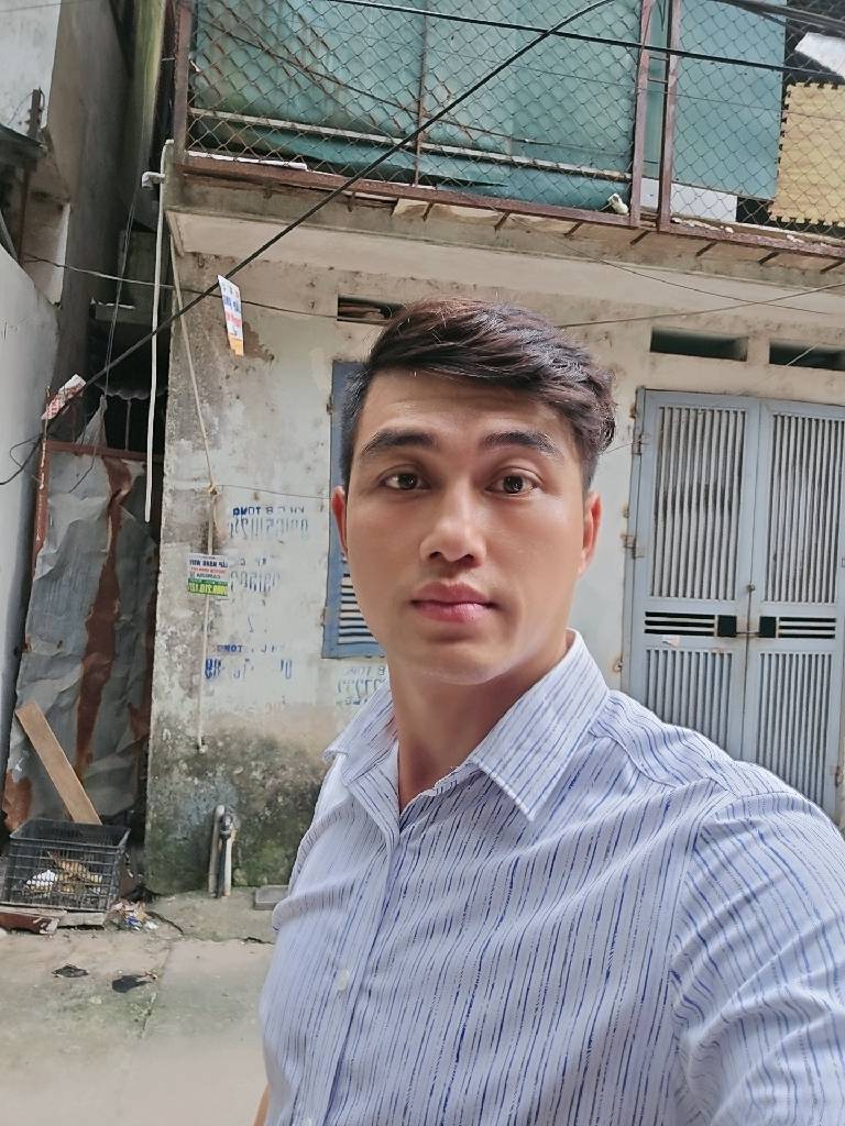 Bán nhà Vĩnh Hưng - diện tích 18m2 2 tầng - Ô tô tránh - giá 5 tỷ