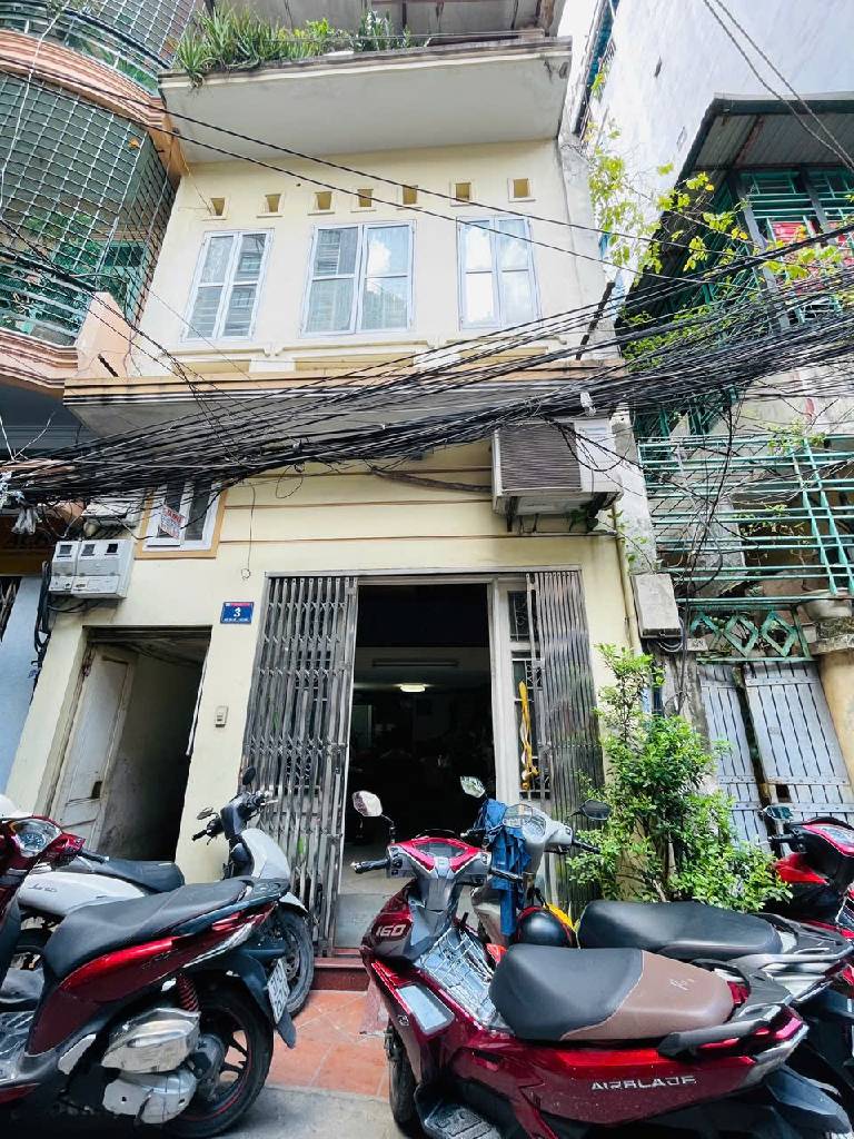 Bán nhà Ngõ yên thế - diện tích 51m2 2 tầng - ô tô đỗ cửa - giá 15,5 tỷ