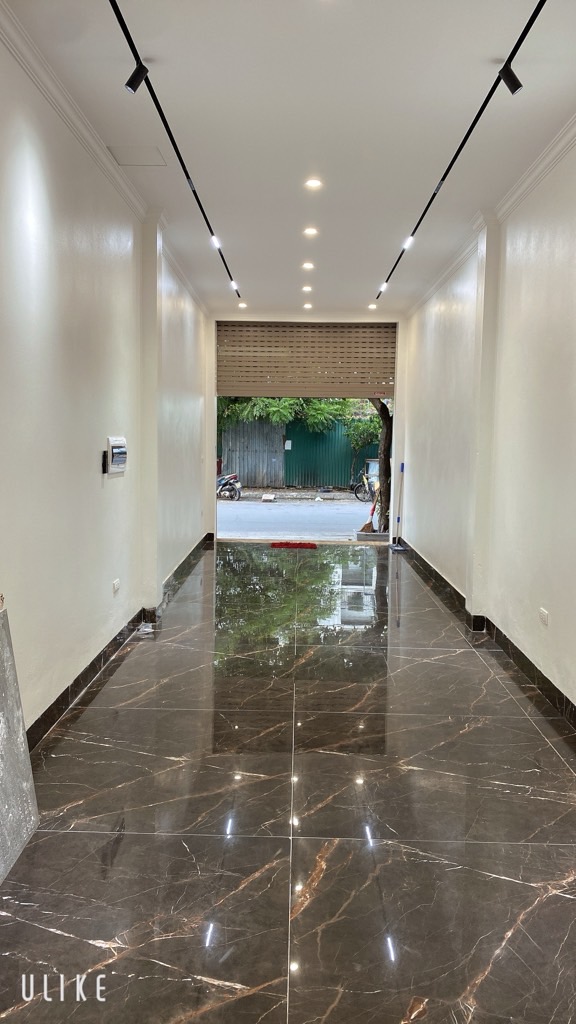 Bán nhà Tây Kết - diện tích 43m2 5 tầng - Ô tô vào nhà - giá 13,9 tỷ