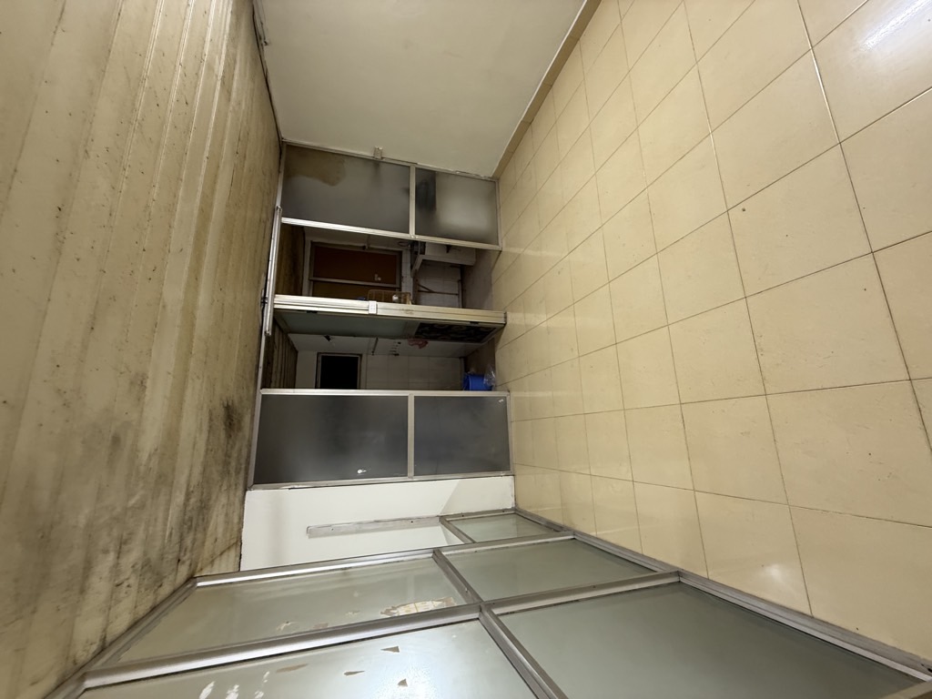 Bán nhà Bạch Đằng - diện tích 76m2 3 tầng - MẶT PHỐ KINH DOANH ĐỈNH - giá 7 tỷ