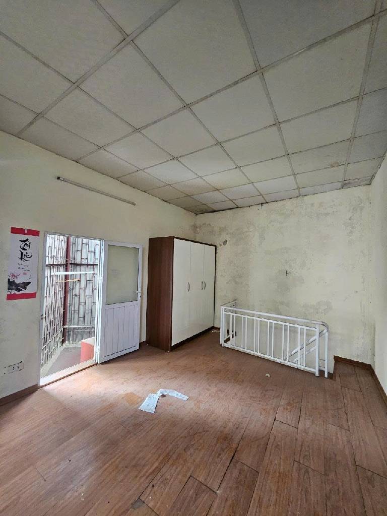 Bán nhà Vĩnh Hưng - diện tích 33m2 2 tầng - Nhà nhỏ hiếm dưới 2 tỷ