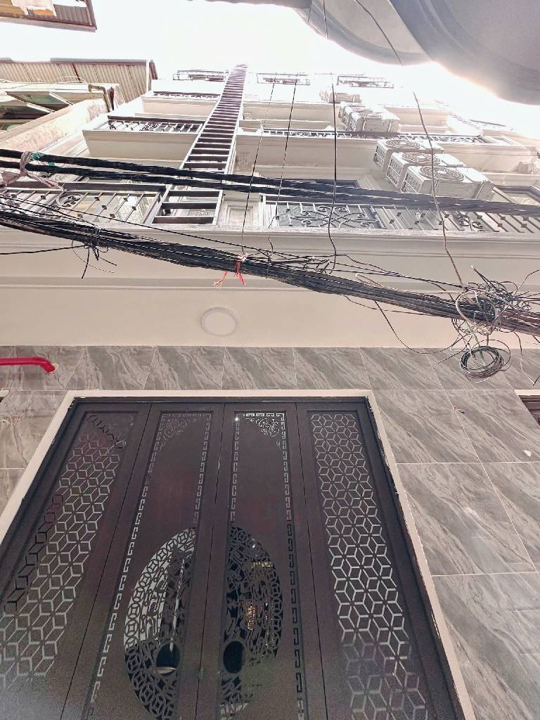 Bán nhà Trương Định - diện tích 53m2 6 tầng - Nhà mới tinh, thang máy - giá 14,8 tỷ