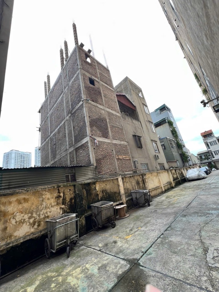 Bán nhà Ngọc Hồi - diện tích 48,4m2 7 tầng - Gara ô tô - giá 21,88 tỷ