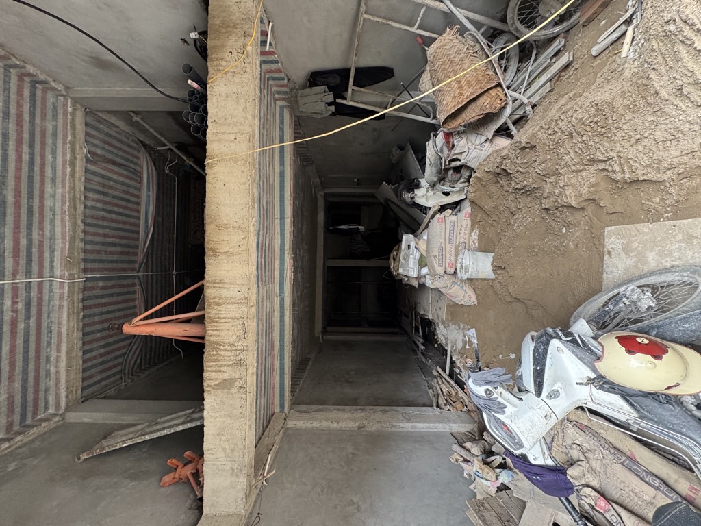 Bán nhà Ngọc Hồi - diện tích 48,4m2 7 tầng - Gara ô tô - giá 21,88 tỷ