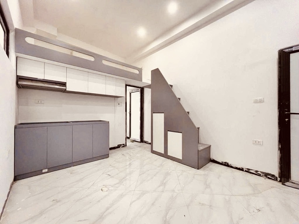 Bán nhà Vũ Tông Phan - diện tích 62m2 6 tầng - Ô TÔ QUA NHÀ - giá 16,28 tỷ