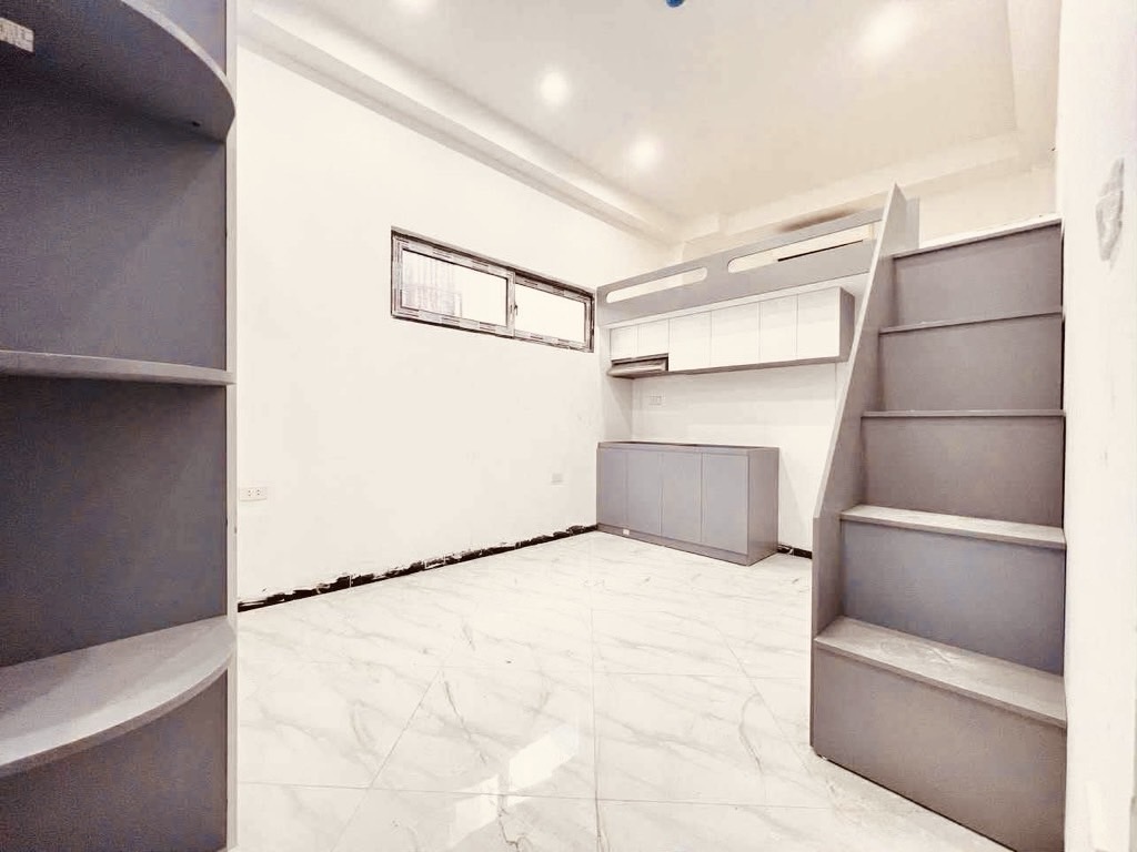 Bán nhà Vũ Tông Phan - diện tích 62m2 6 tầng - Ô TÔ QUA NHÀ - giá 16,28 tỷ