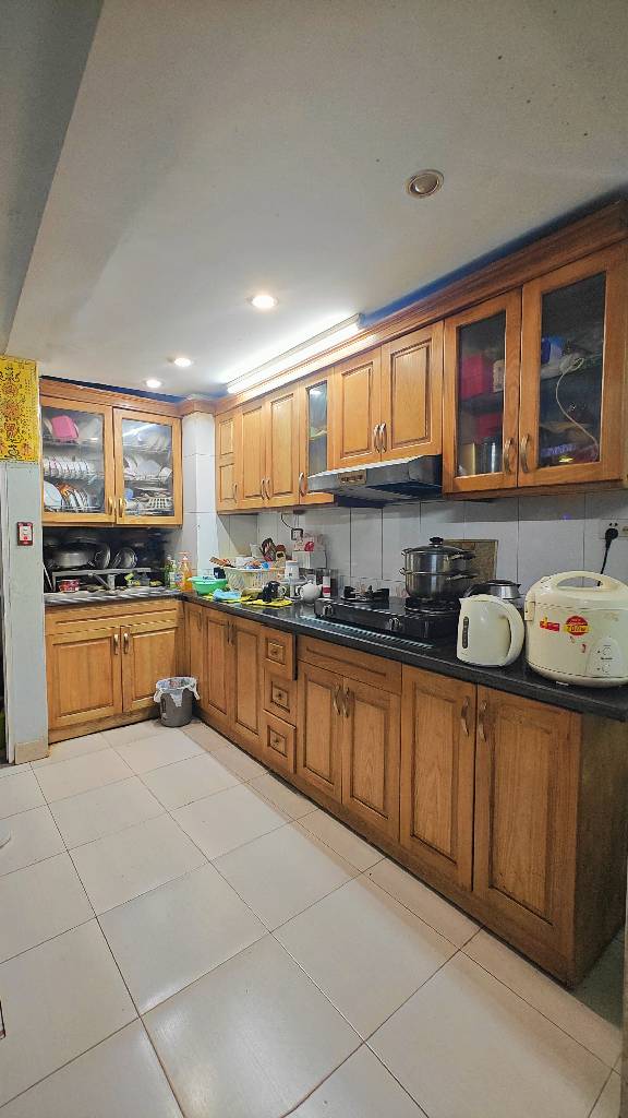 Bán nhà Lĩnh Nam - diện tích 30.6m2 6 tầng - Gần ô tô - giá 7,5 tỷ