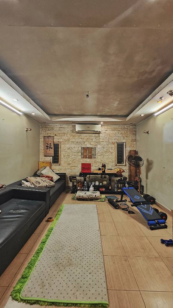 Bán nhà Lĩnh Nam - diện tích 30.6m2 6 tầng - Gần ô tô - giá 7,5 tỷ