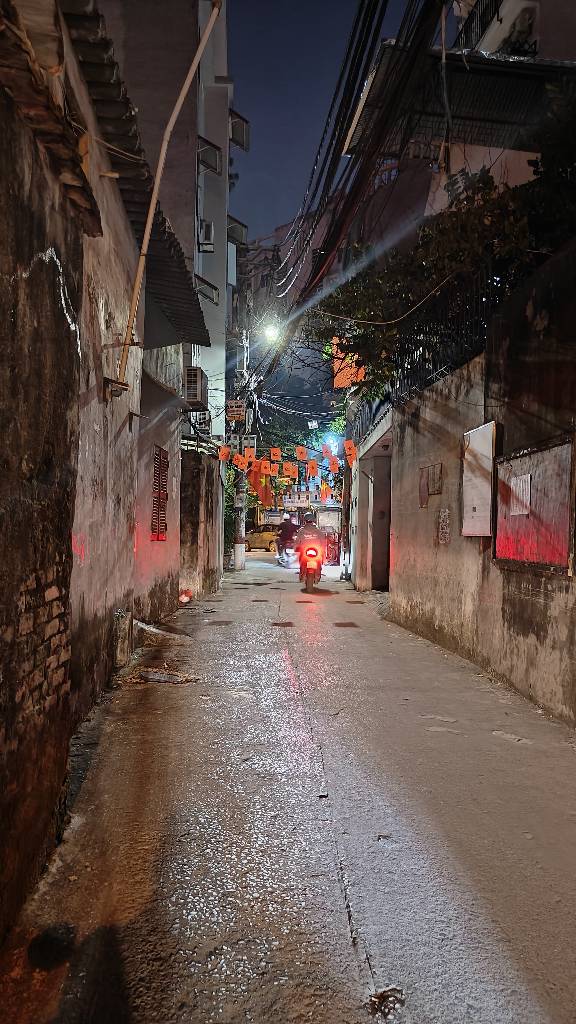 Bán nhà Lĩnh Nam - diện tích 30.6m2 6 tầng - Gần ô tô - giá 7,5 tỷ