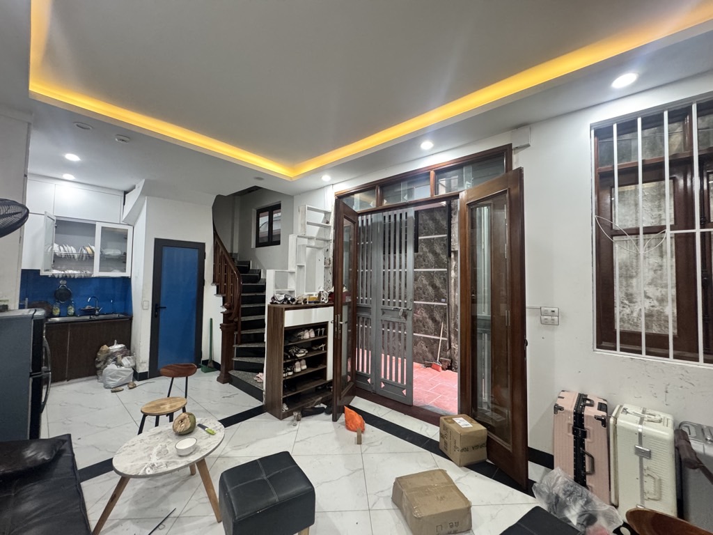 Bán nhà Khương Hạ - diện tích 35m2 5 tầng - Nhà còn mới - giá 9,5 tỷ