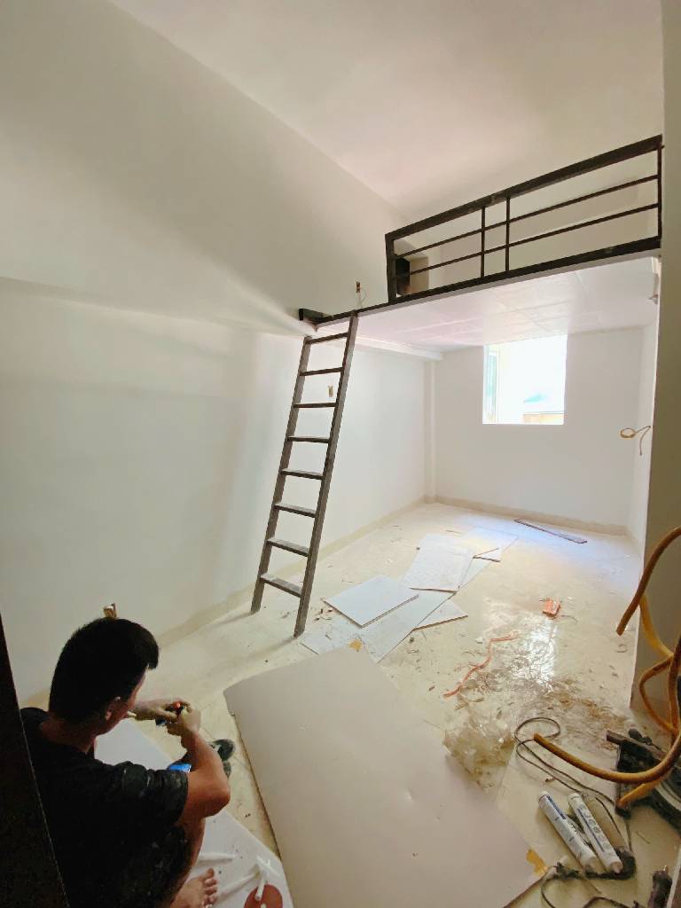 Bán nhà Đình Đông - diện tích 62.6m2 6 tầng - Ô tô đỗ cửa - giá 15,5 tỷ