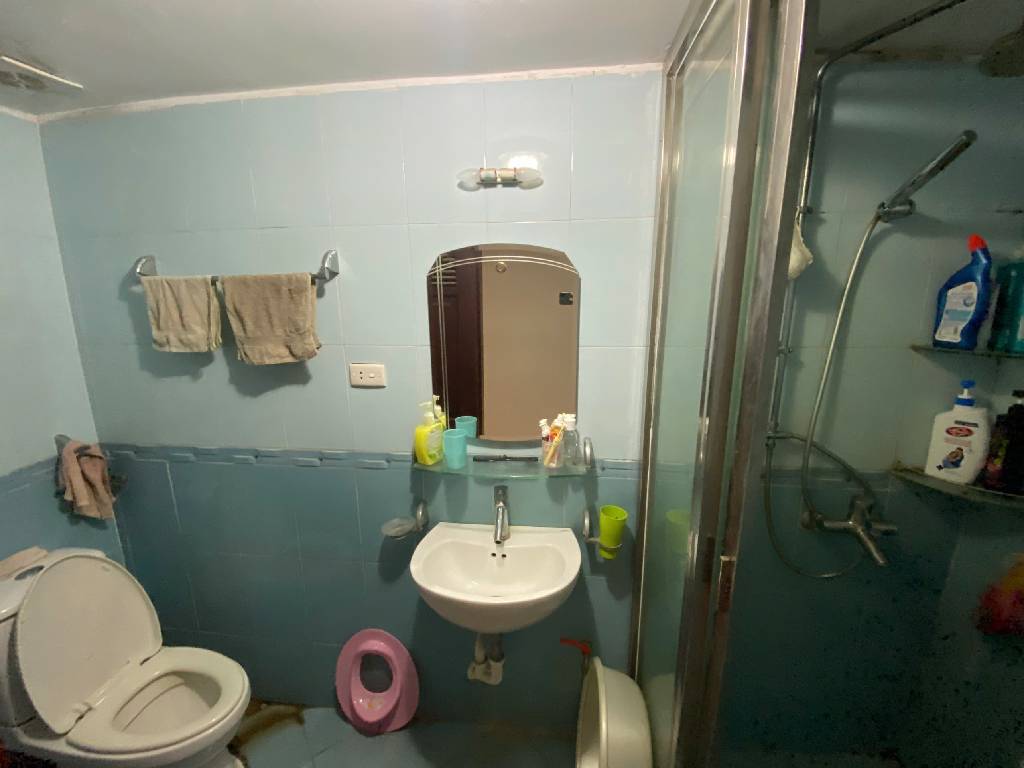 Bán nhà Nguyễn Đức Cảnh - diện tích 48m2 5 tầng - LÔ GÓC - KINH DOANH - giá 9,9 tỷ